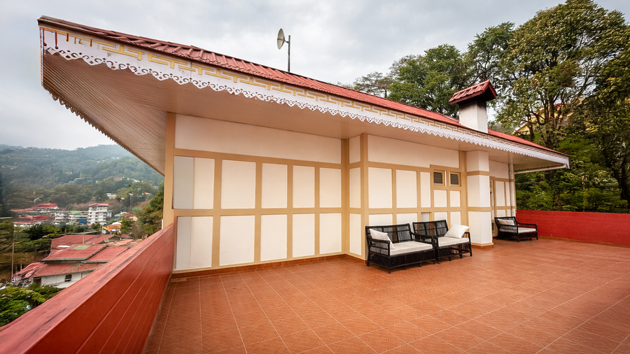 yashshree sikkim blossom 600 meters from mg marg