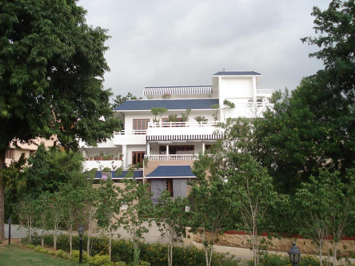 Girisadan Farmstay