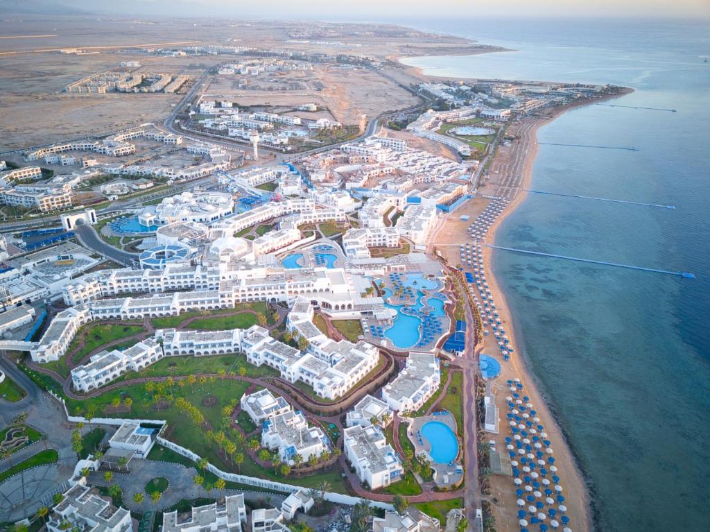 pickalbatros palace sharm aqua park