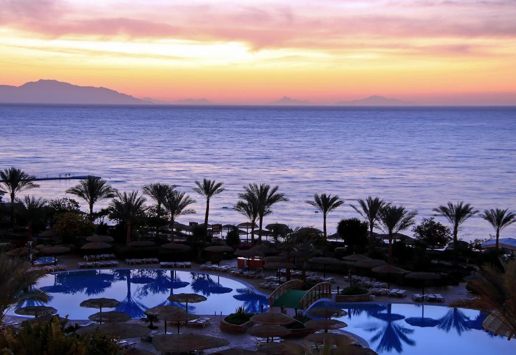 Albatros Royal Grand Sharm El Sheikh - Adults Only,,5 star