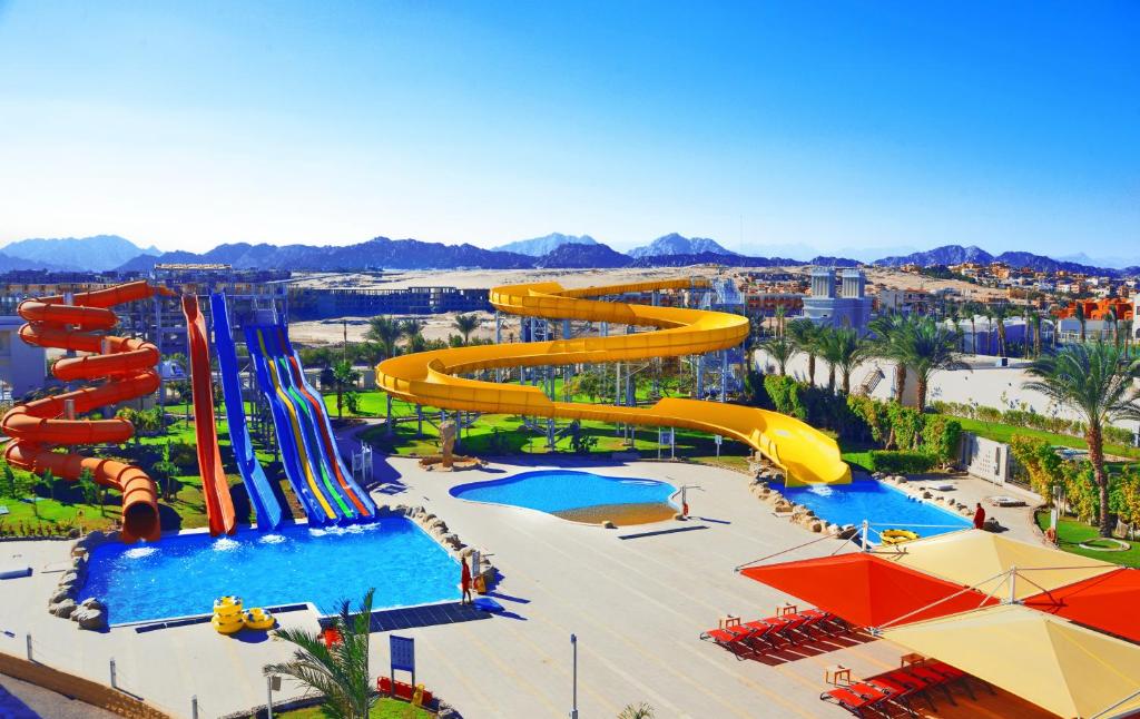 Pickalbatros Royal Moderna Sharm - Aqua Park,Near Rehana Beach,5 star