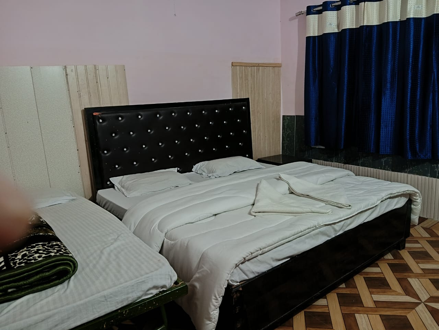 Kalawati Residency,Inter College Rd, Near Vishwanath Mandir Marg, Guptkashi, Dewar,3 star