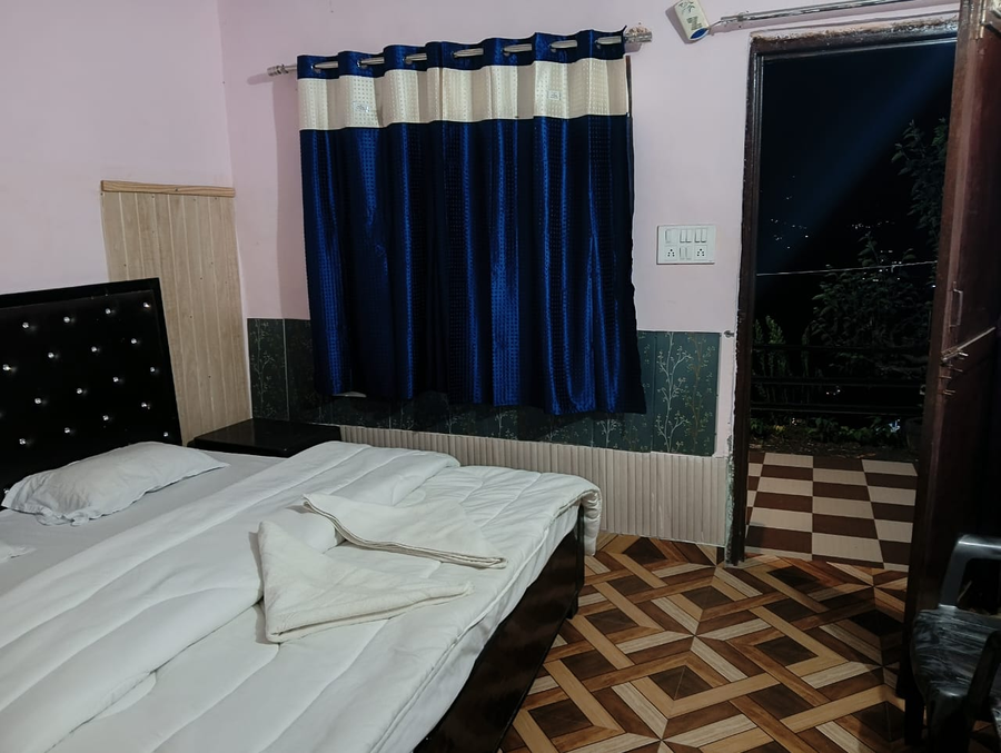 Kalawati Residency,Inter College Rd, Near Vishwanath Mandir Marg, Guptkashi, Dewar,3 star