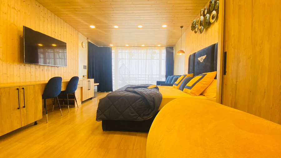 Clarence Cottage, Mussoorie,Mall Rd,4 star