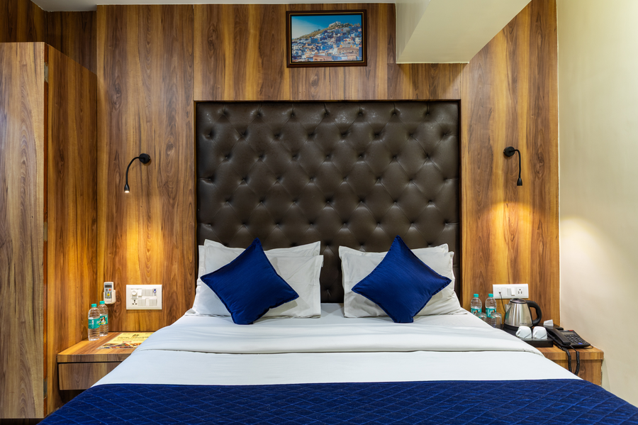 hotel jodiya near cst