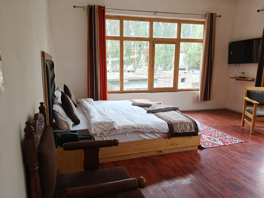 sambhava inn leh