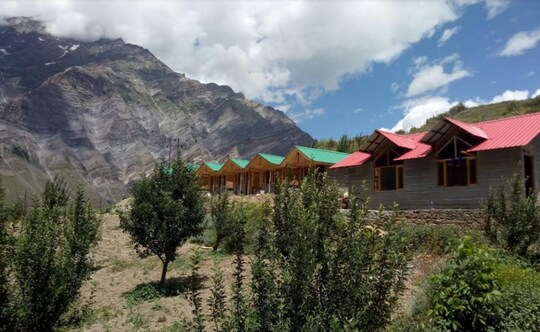 Tandi Sarai Huts,Keylong,3 star