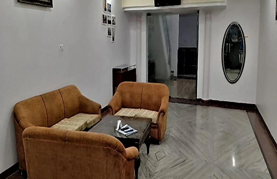 Fabexpress Premium Rooms,,3 star