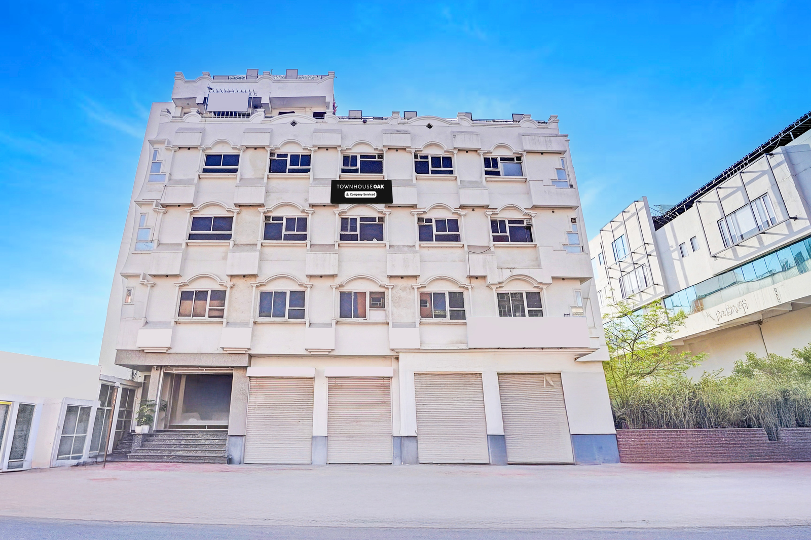 super townhouse oak nirman nagar mansarovar formerly the tulip regency