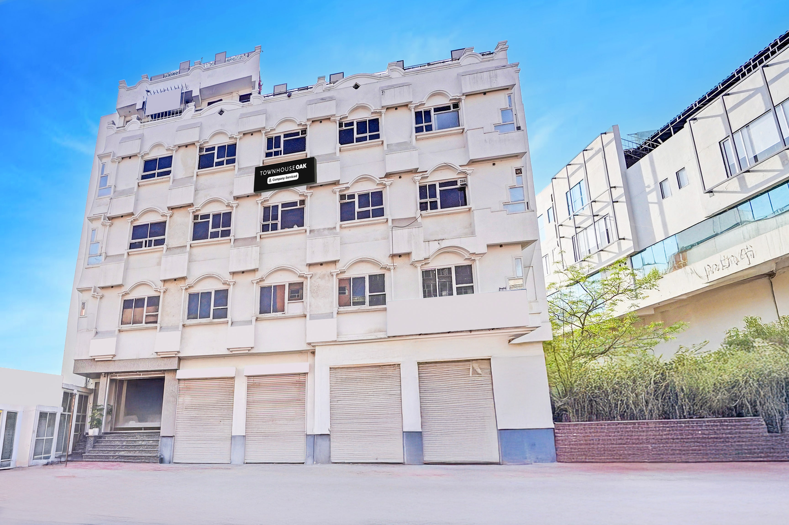 super townhouse oak nirman nagar mansarovar formerly the tulip regency