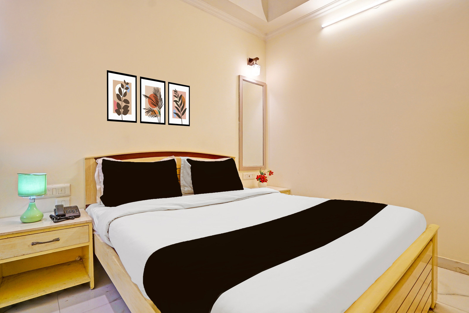 super townhouse oak nirman nagar mansarovar formerly the tulip regency