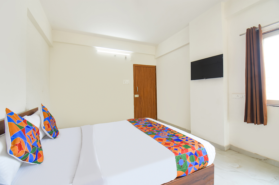fabhotel destiny living