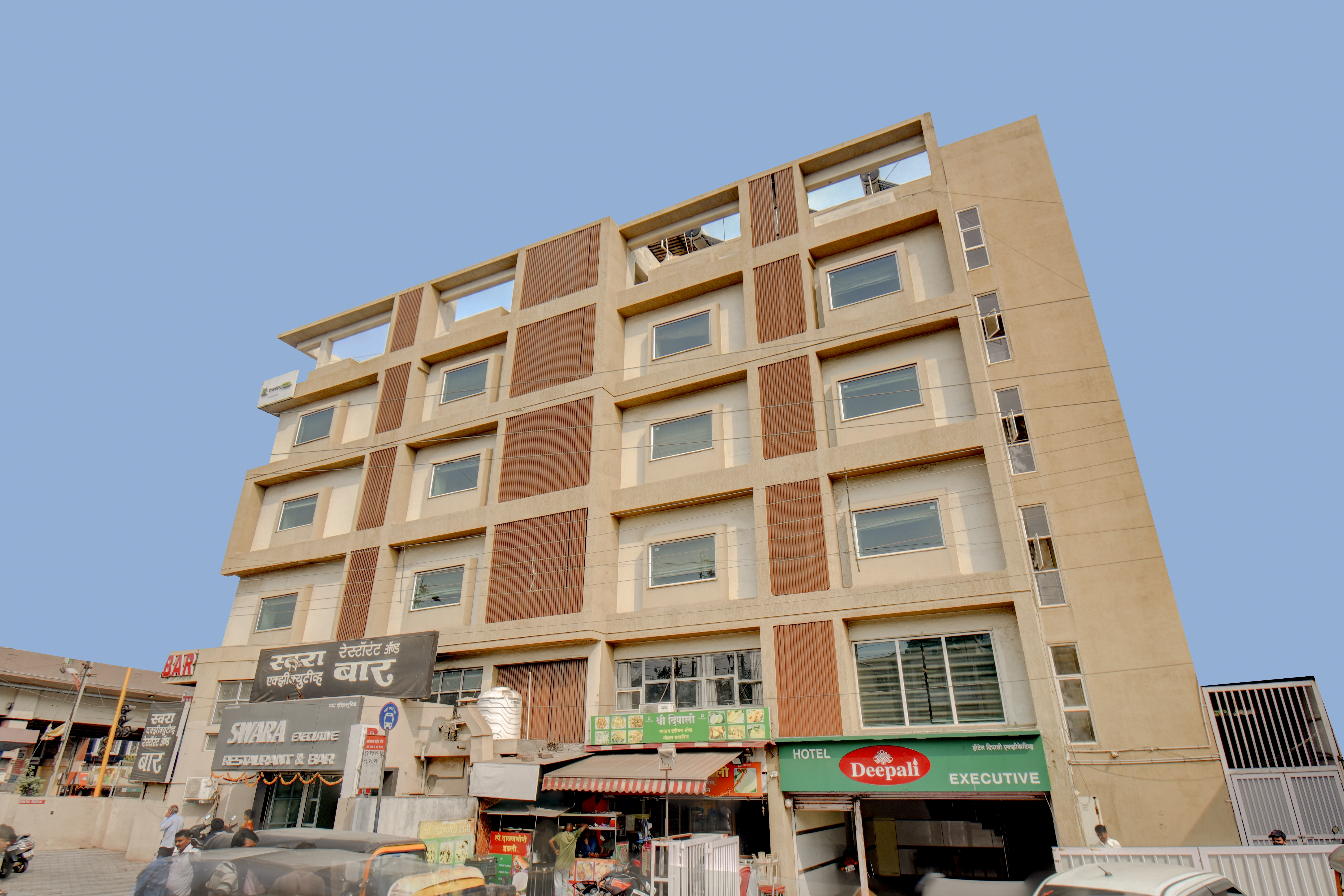Hotel Deepali Executive,Plot No.1 N2 Cidco Cidco Bus Stand, Plot No 1 Cidco, Jalna Road, N 2, Aurangabad, Maharashtra 431003,3 star