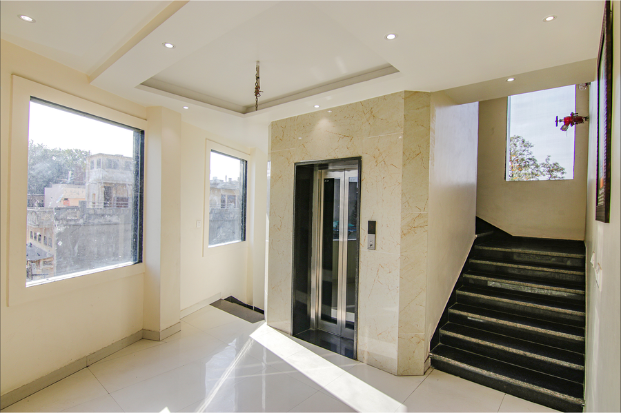Fabhotel Punjab Pride,411 B1 9 1/S , SW Gate, Manha Singh Road MS Road, Amritsar, Punjab, 143001,3 star