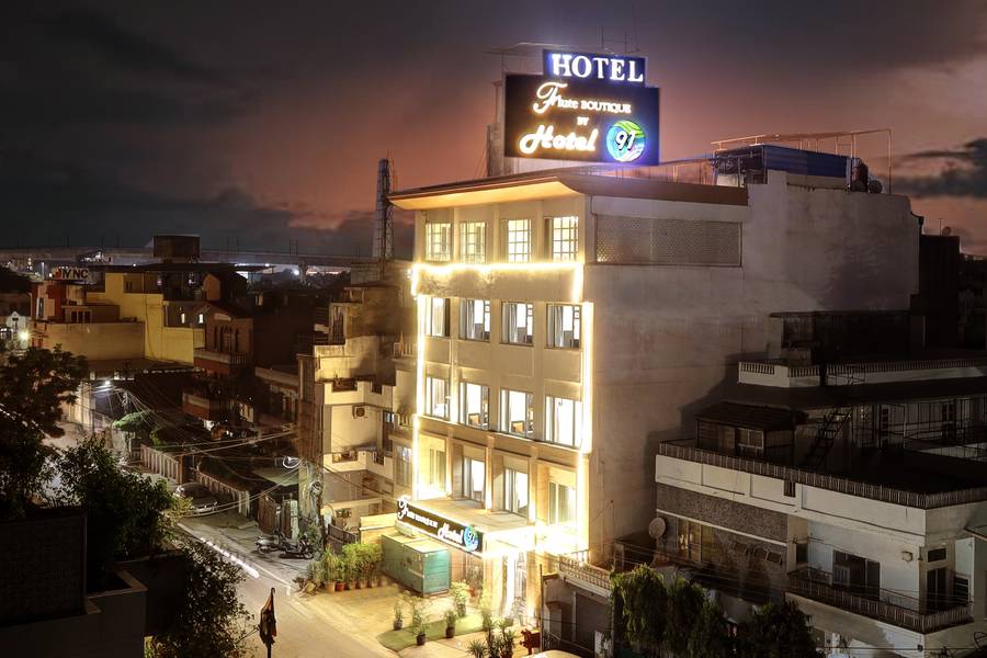 Flute Boutique By Hotel 91,C-Scheme,3 star