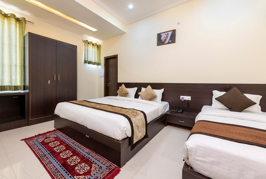 hotel ravi residency