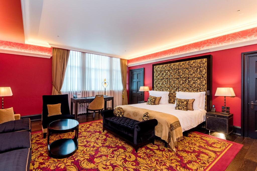 loscar london
