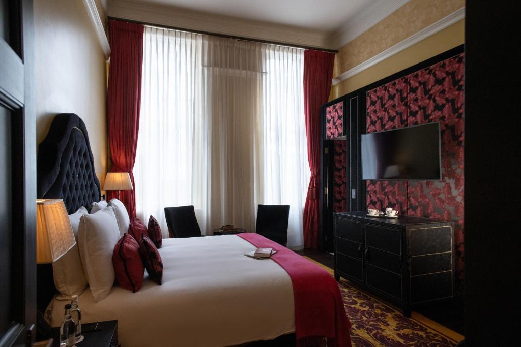 loscar london