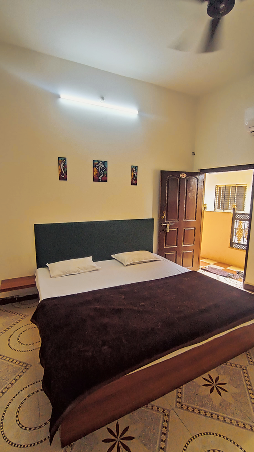 shivlok guest house