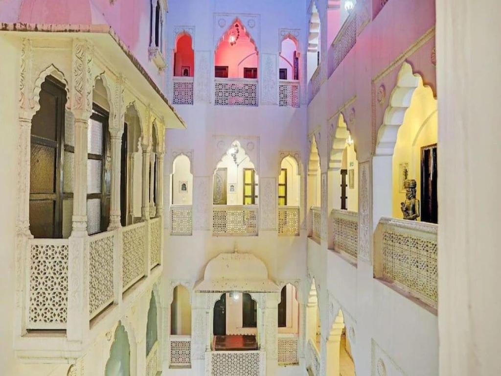 Jyoti Mahal A Heritage Hotel - 5 Mins From New Delhi Railway Station And 2 Mins From Metro,Paharganj,3 star