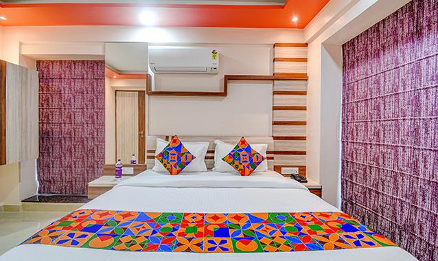 fabhotel the lily