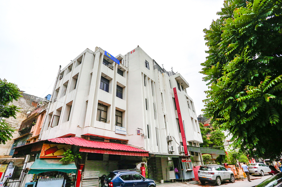 Fabhotel Blue Moon Home Stay,SOUTH EXTENSION,3 star