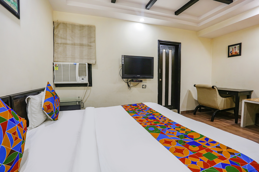 fabhotel blue moon home stay