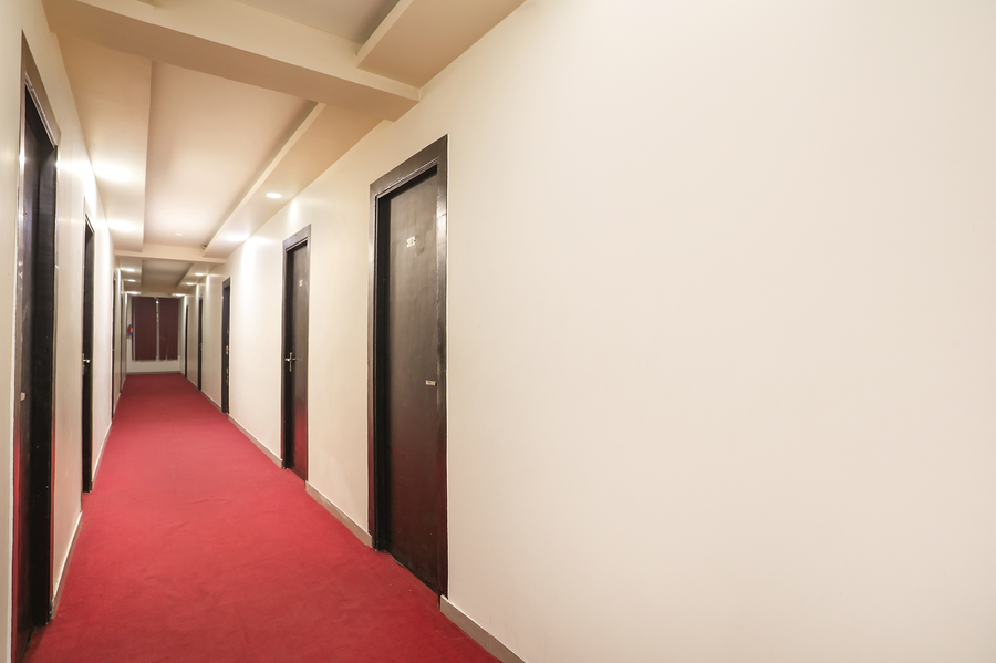 fabhotel the diamond
