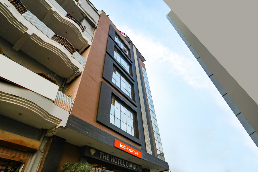 fabhotel the diamond