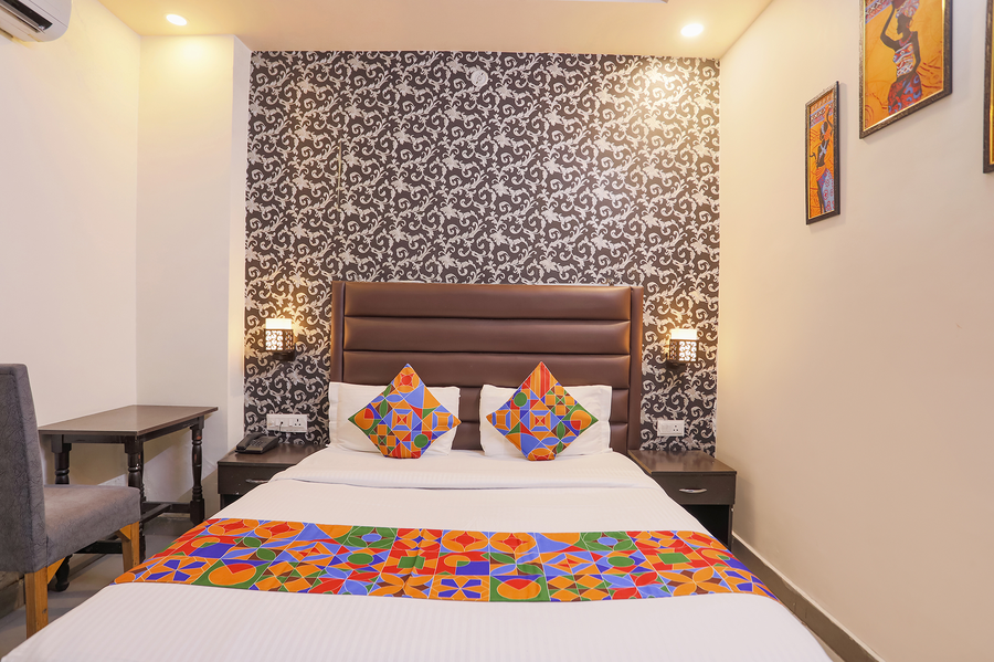 fabhotel the diamond