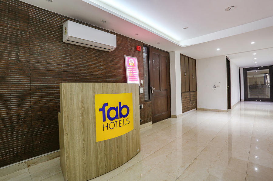 Fabexpress Rg Stay,Rajouri Garden,3 star