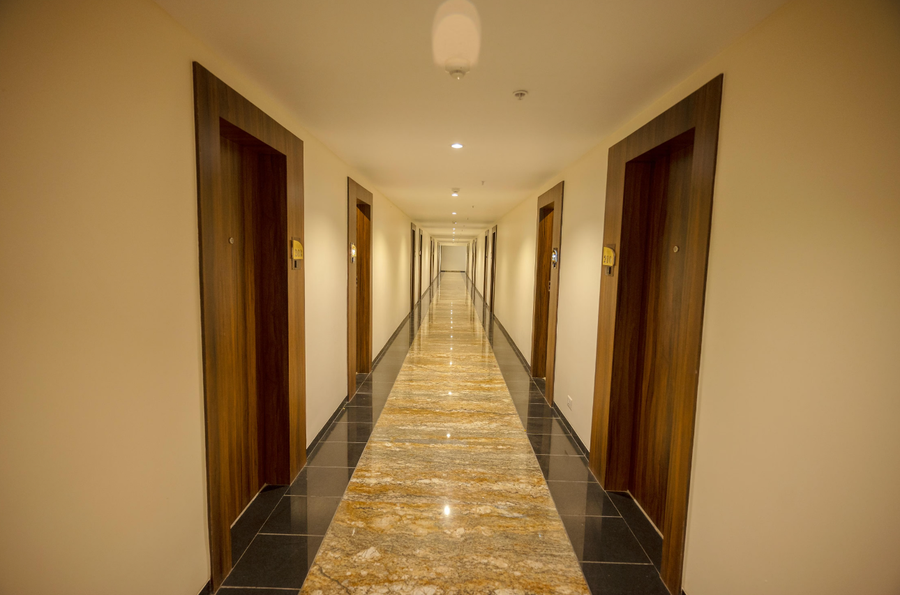 hotel utsav square