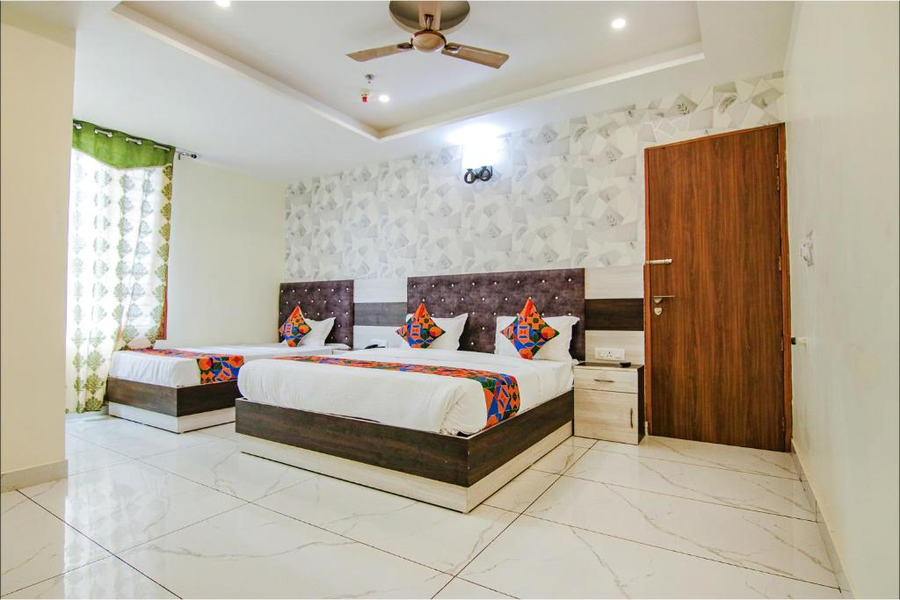 Fabhotel Meridian Inn,,4 star