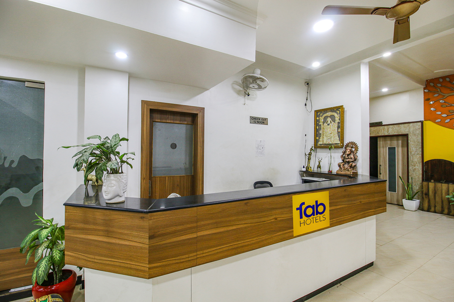 fabhotel silver inn i