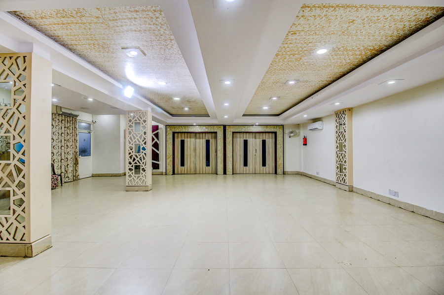 fabhotel silver inn i