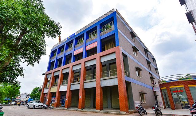 fabhotel symphony grand