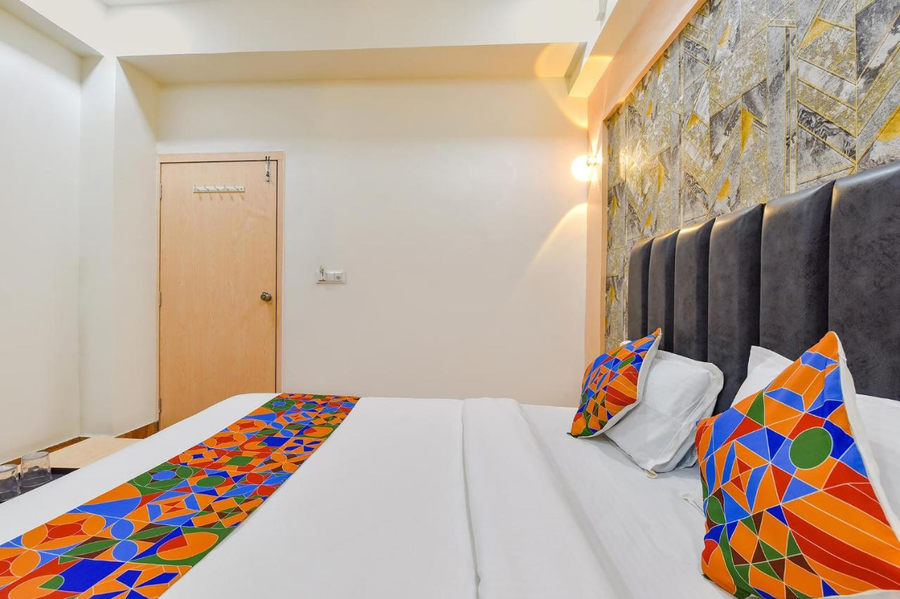 fabhotel symphony grand