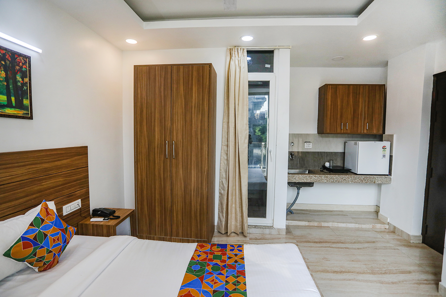 fabhotel unique stay