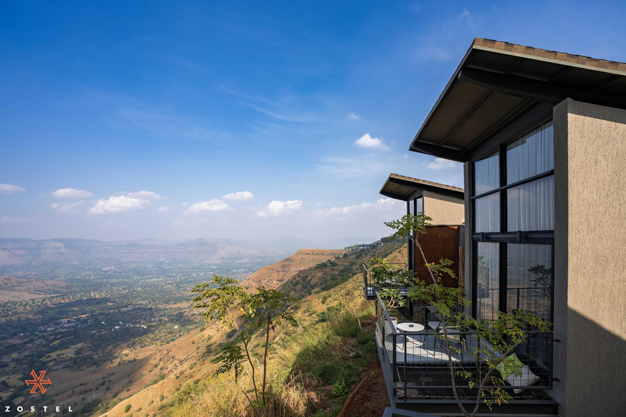 zostel plus panchgani