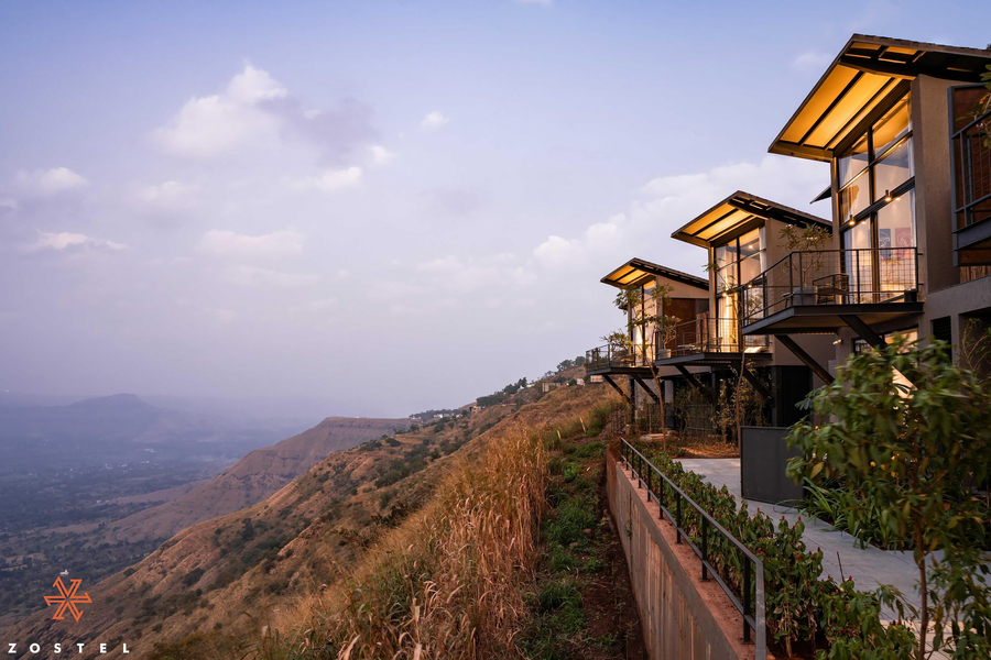 zostel plus panchgani