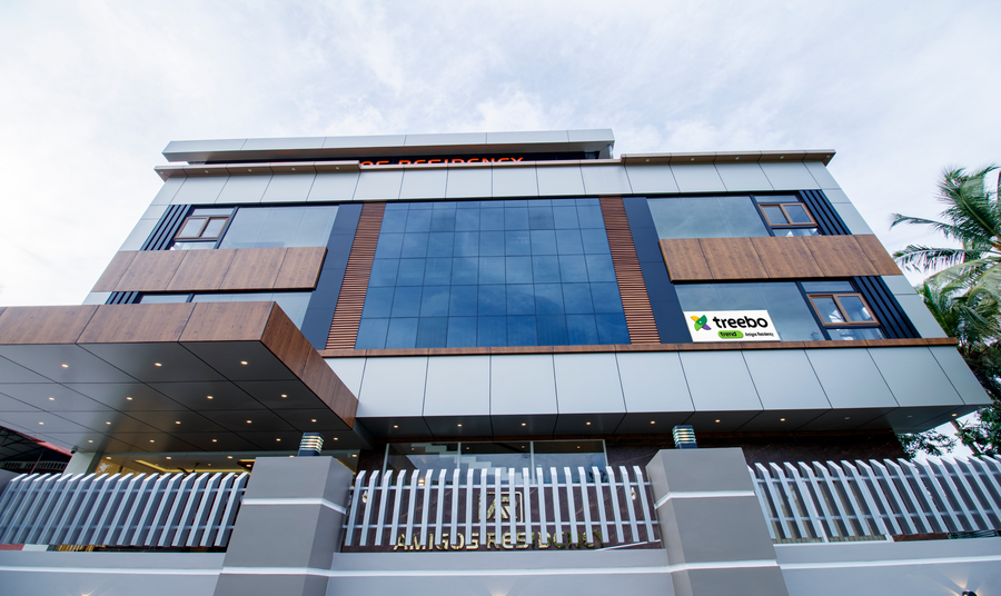 Treebo Amigos Residency Cochin Airport Hotel,Nedumbassery,3 star