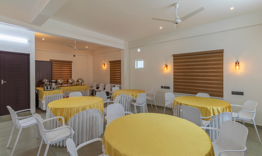 treebo amigos residency cochin airport hotel