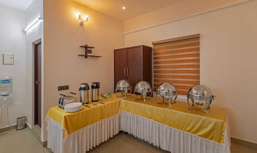 treebo amigos residency cochin airport hotel
