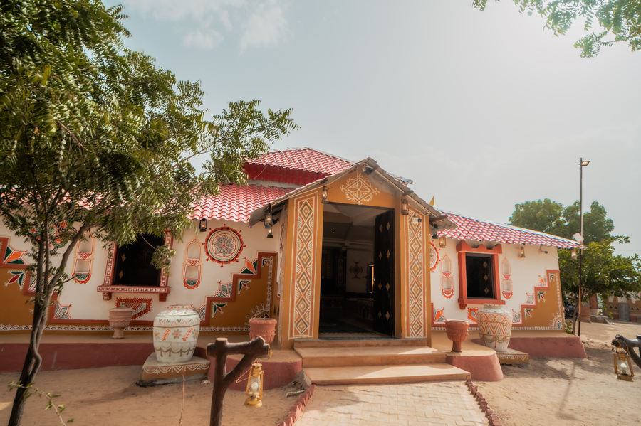 chokhi dhani the ethnic village and desert camp resort