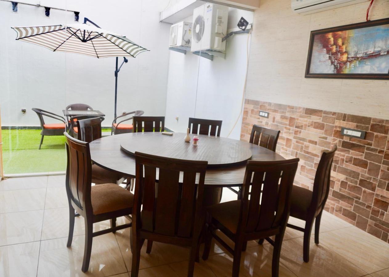Hotel Gracia Golf -Gurgaon,Sector 43,3 star