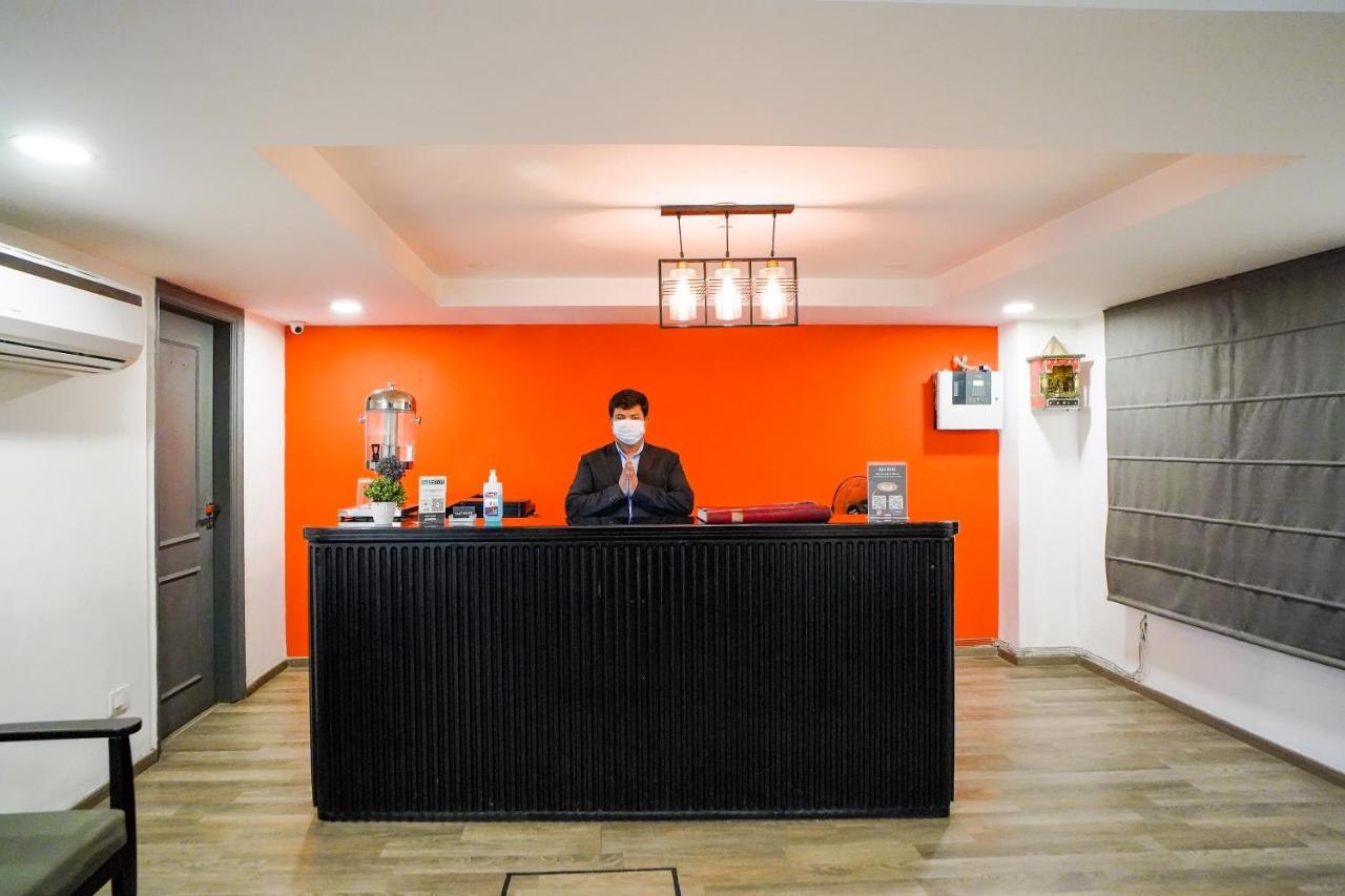 Saltstayz Express - Golf Course Road & Dlf Phase-1,Dlf Phase 1,3 star