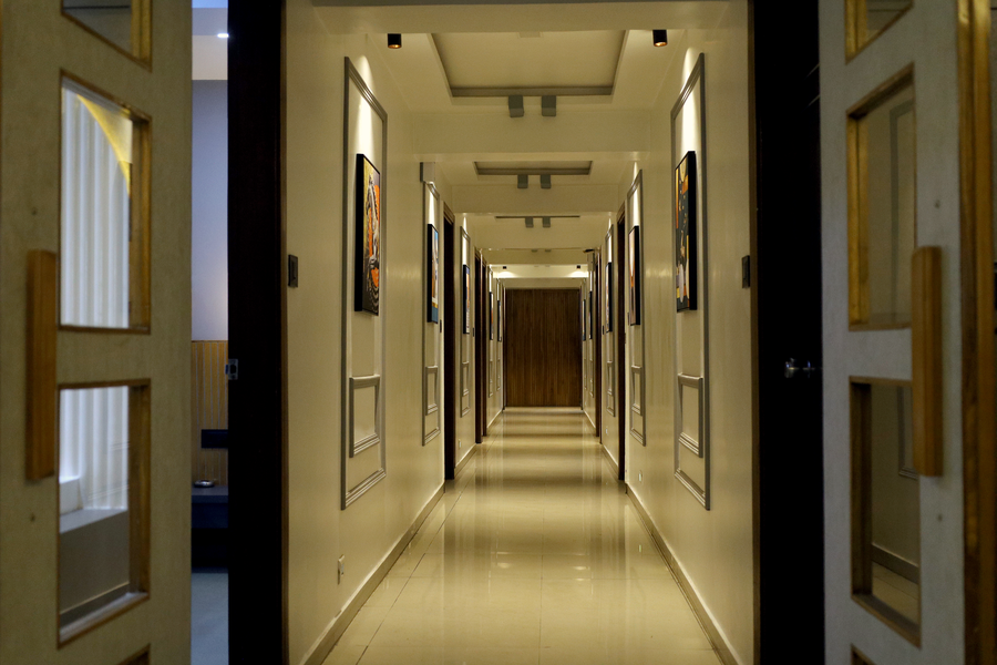hotel gold leaf