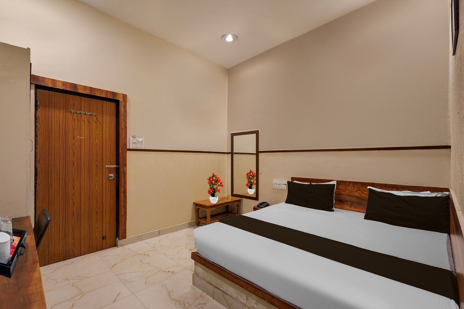 townhouse city mall kota formerly hotel high society