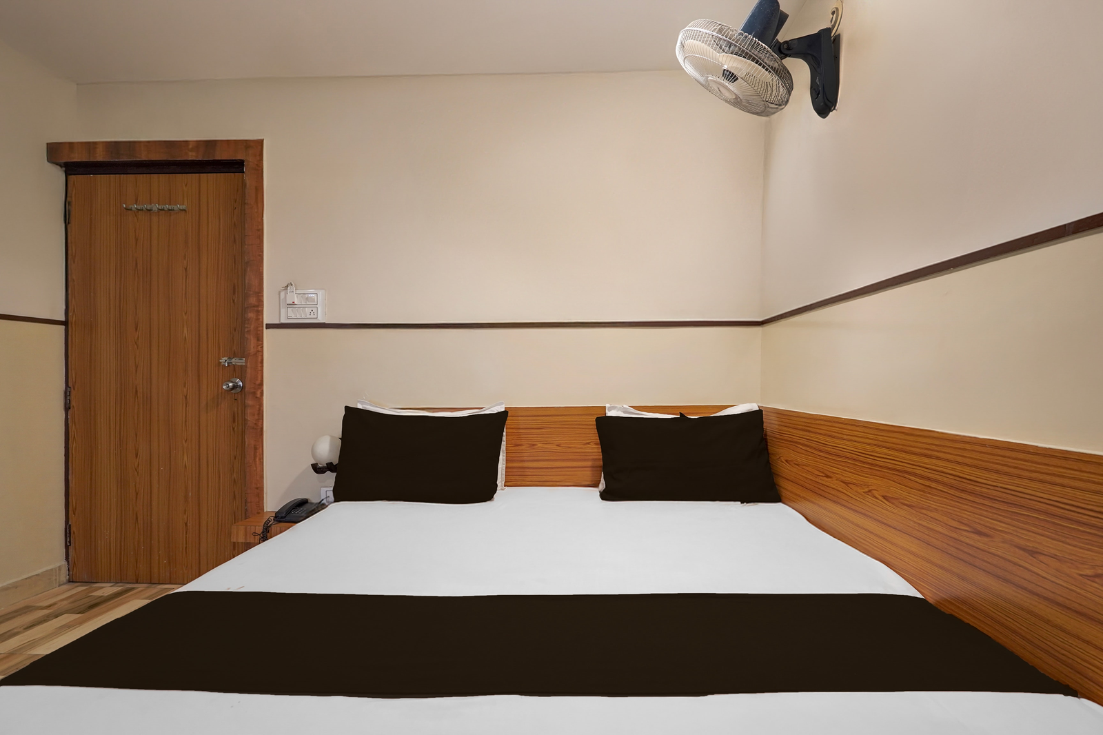 townhouse city mall kota formerly hotel high society