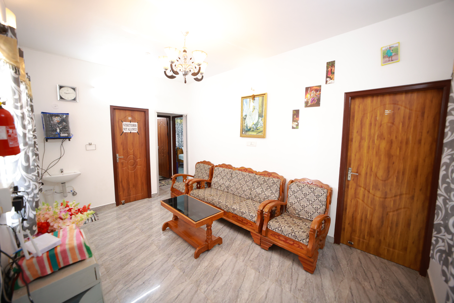 guru vela homestay